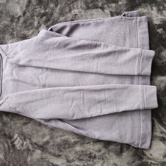 Talbots Sweatshirt - Picture 2 of 3